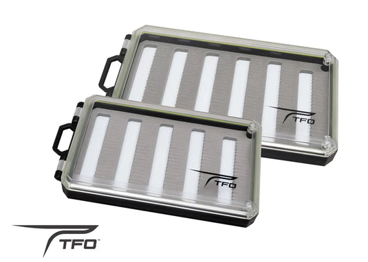 TFO - Clear Fly Box With Magnetic Latch