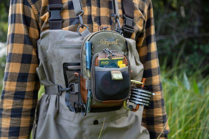 Load image into Gallery viewer, Fishpond - San Juan Vertical Chest Pack - Rocky Mountain Fly Shop
